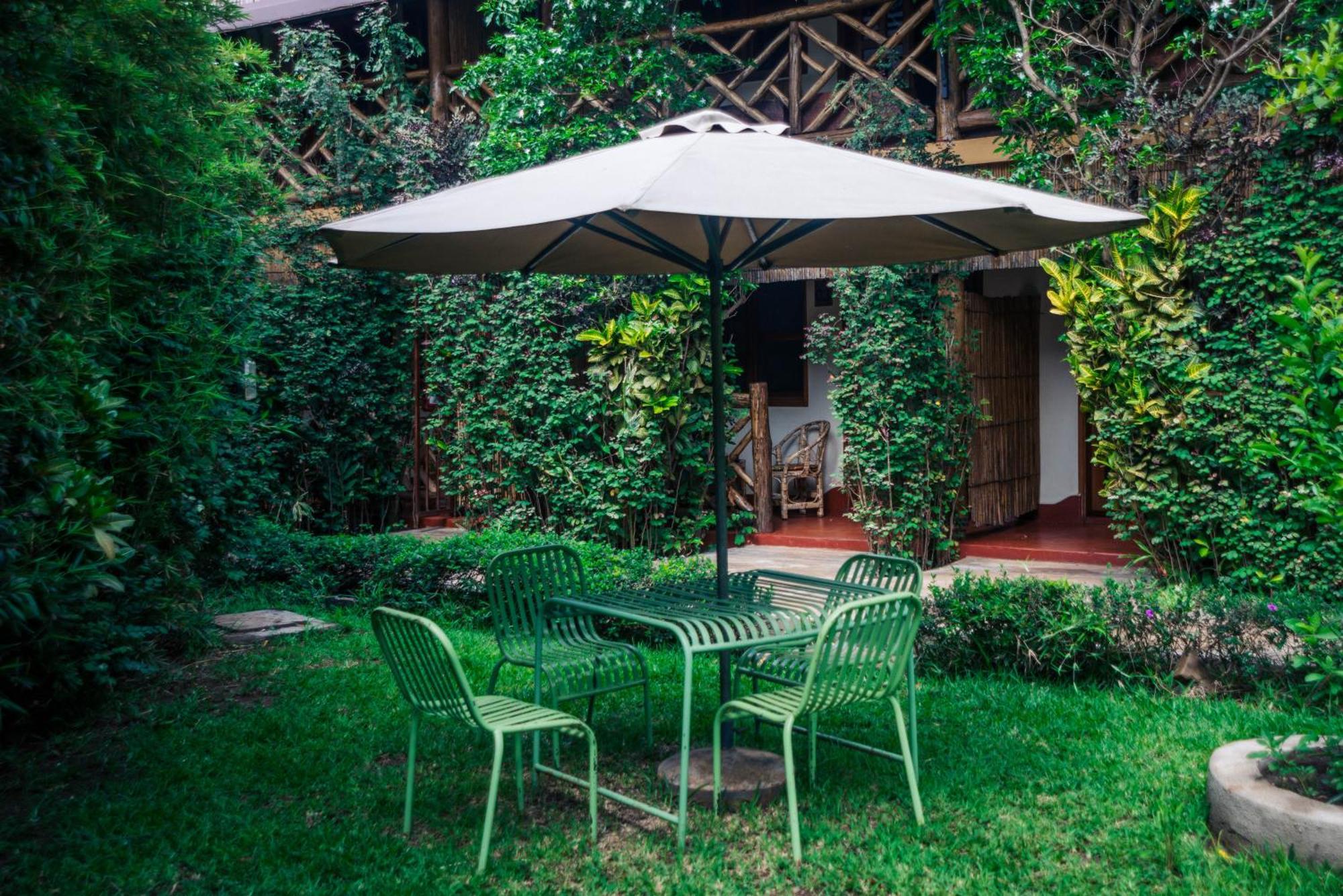 African Roots Gulu Exterior photo